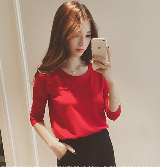 秋季胖mm加肥加大码修身针织宽松打底衫套头短款纯色毛衣女长袖衫在类目 女装/女士精品, 大码女装中 - 来自Buy2taobao.com提供专业的淘宝代购服务