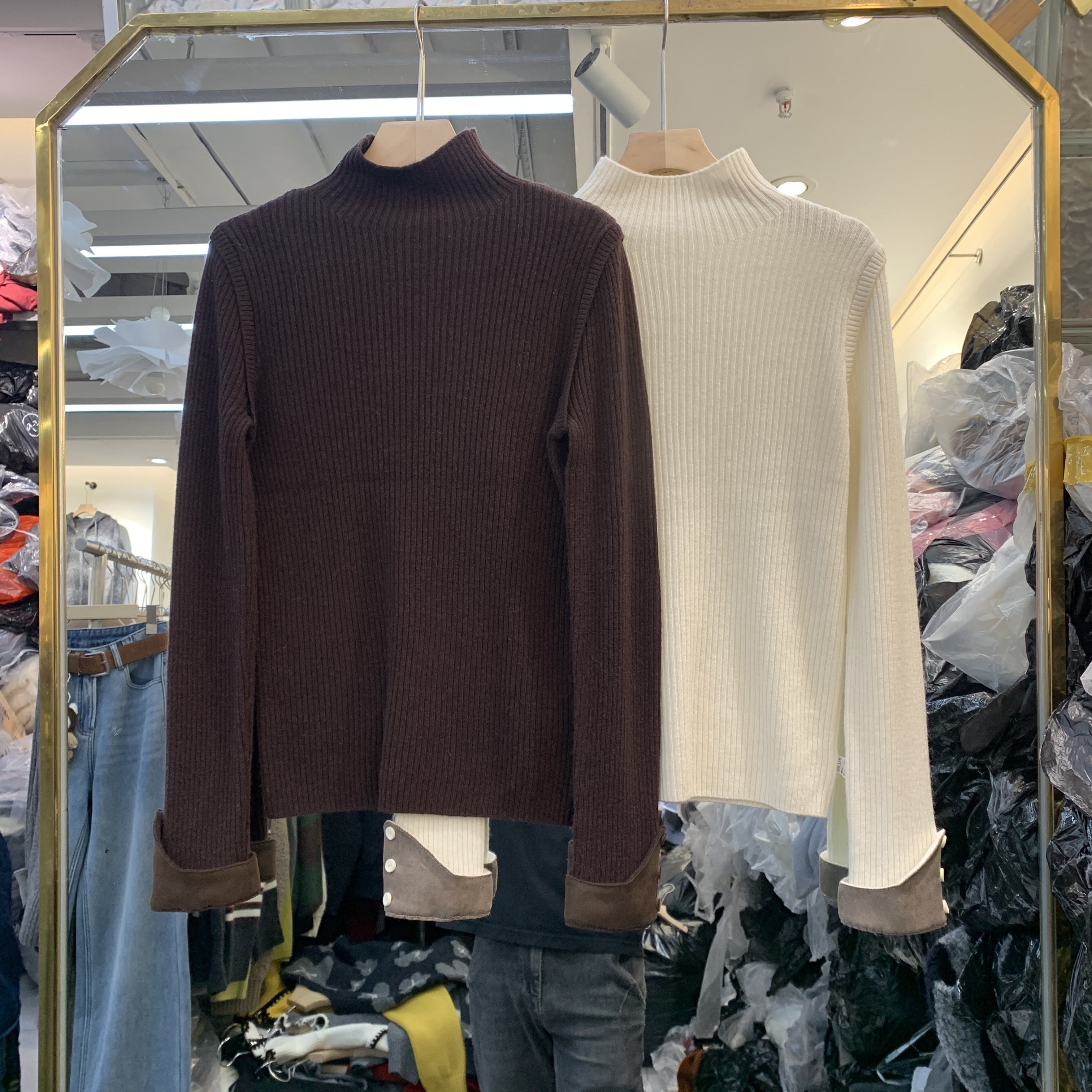 欧洲站2025冬季新款半高领纯色袖口拼接时尚显瘦绵羊毛针织上衣女