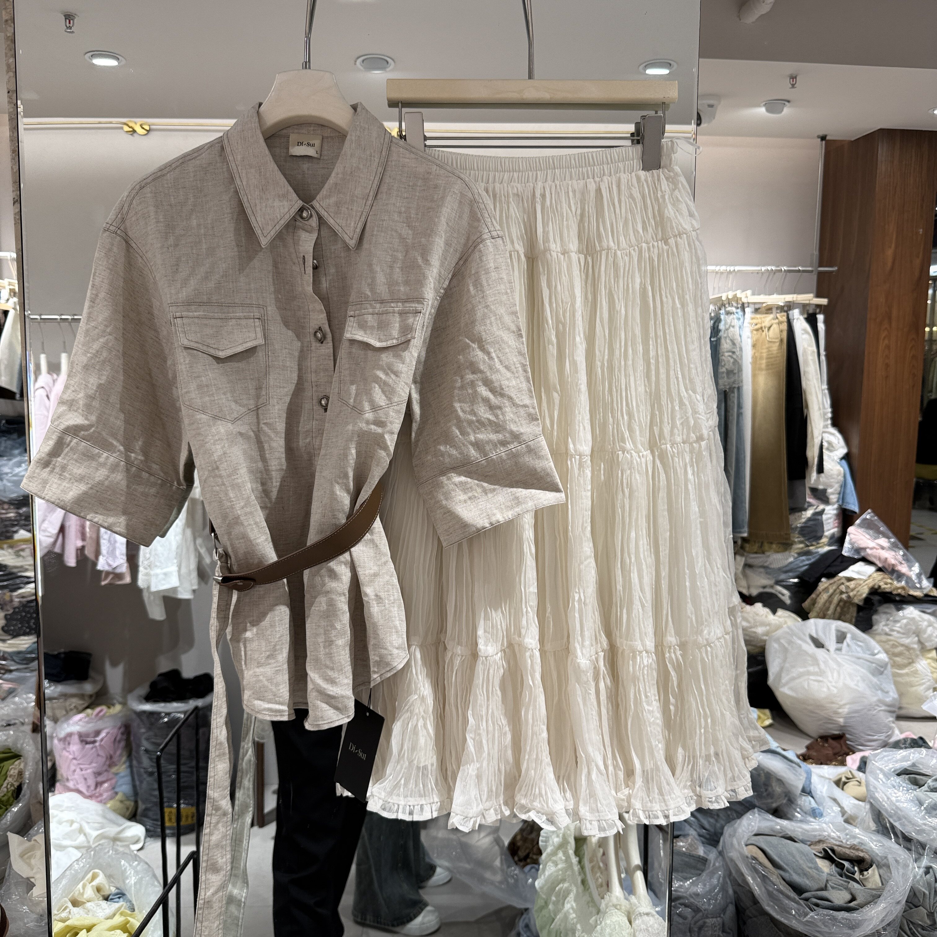 DISUI夏季2026新款翻领收腰休闲款七分袖衬衫显瘦半裙套装女07000