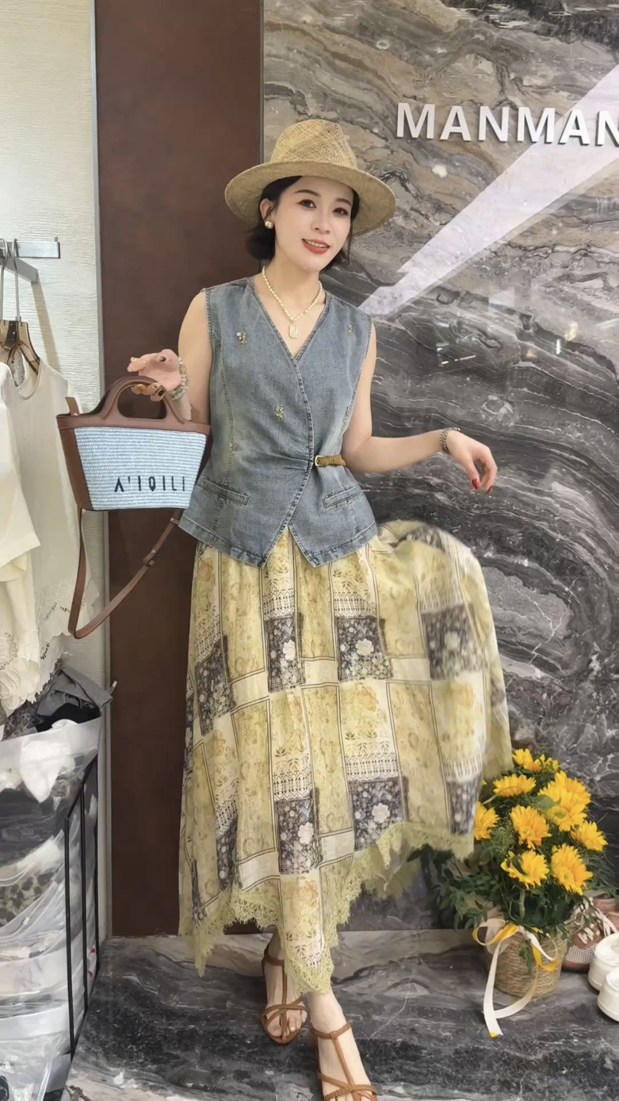欧洲站2026夏季新款洋气减龄显瘦牛仔侧皮扣马甲半身裙两件套女潮