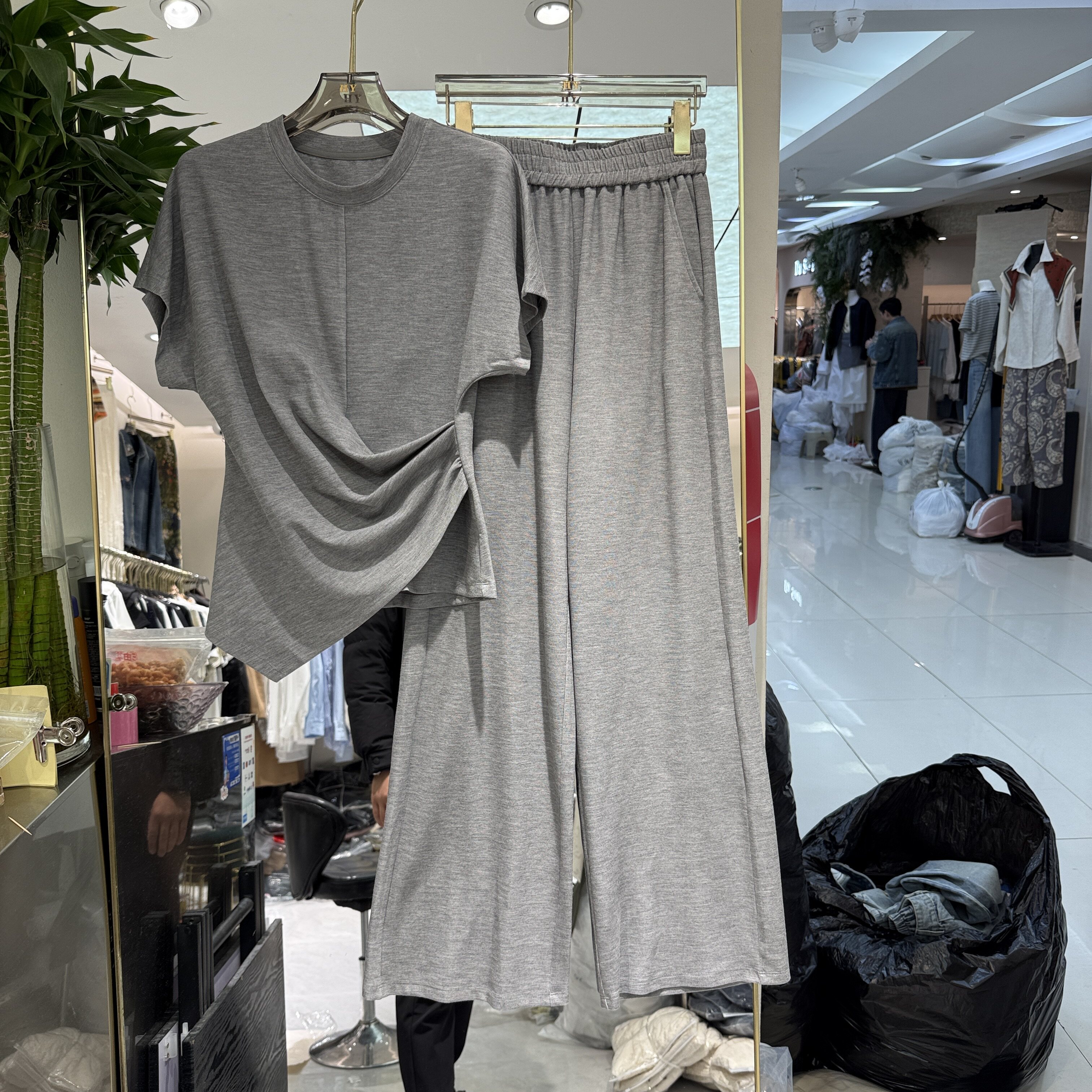 欧洲站2026春季新款圆领侧边褶皱收腰款短袖显瘦阔腿裤两件套女士