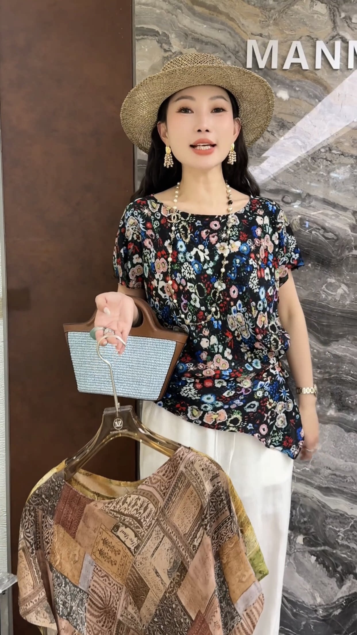 欧洲站2026夏季新款时尚百搭不规侧边纽扣印花宽松显瘦短袖衬衫女