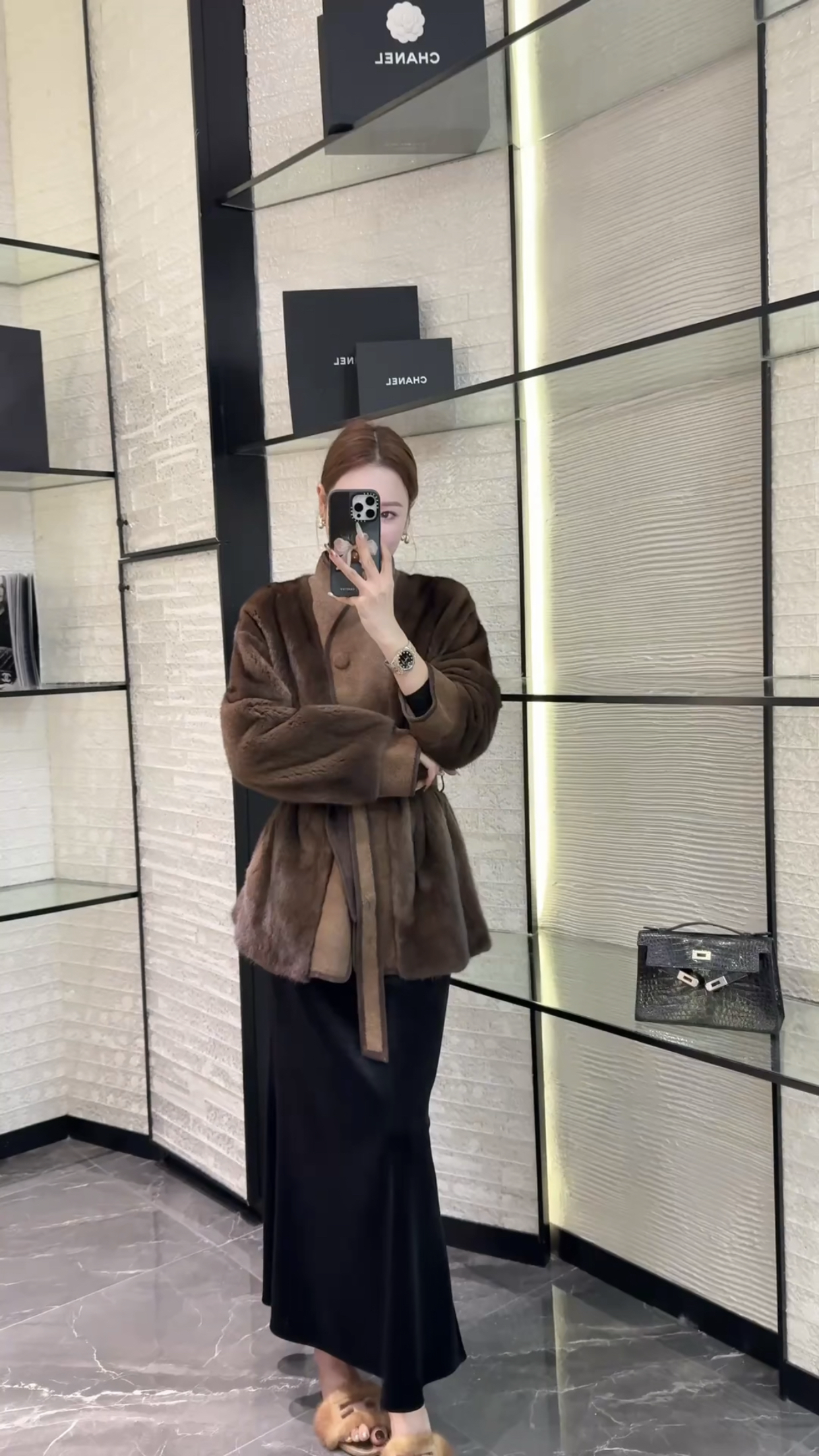 欧洲站2025冬季新款法式轻熟风收腰大气高级感女士水貂皮草外套女