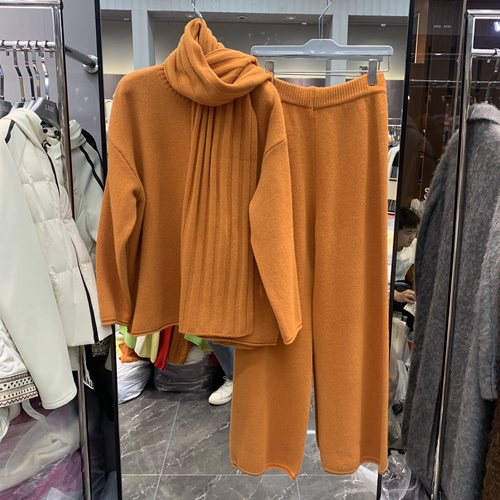 欧洲站2025冬季新款圆领纯色围巾绵羊毛针织上衣+针织阔腿裤套装