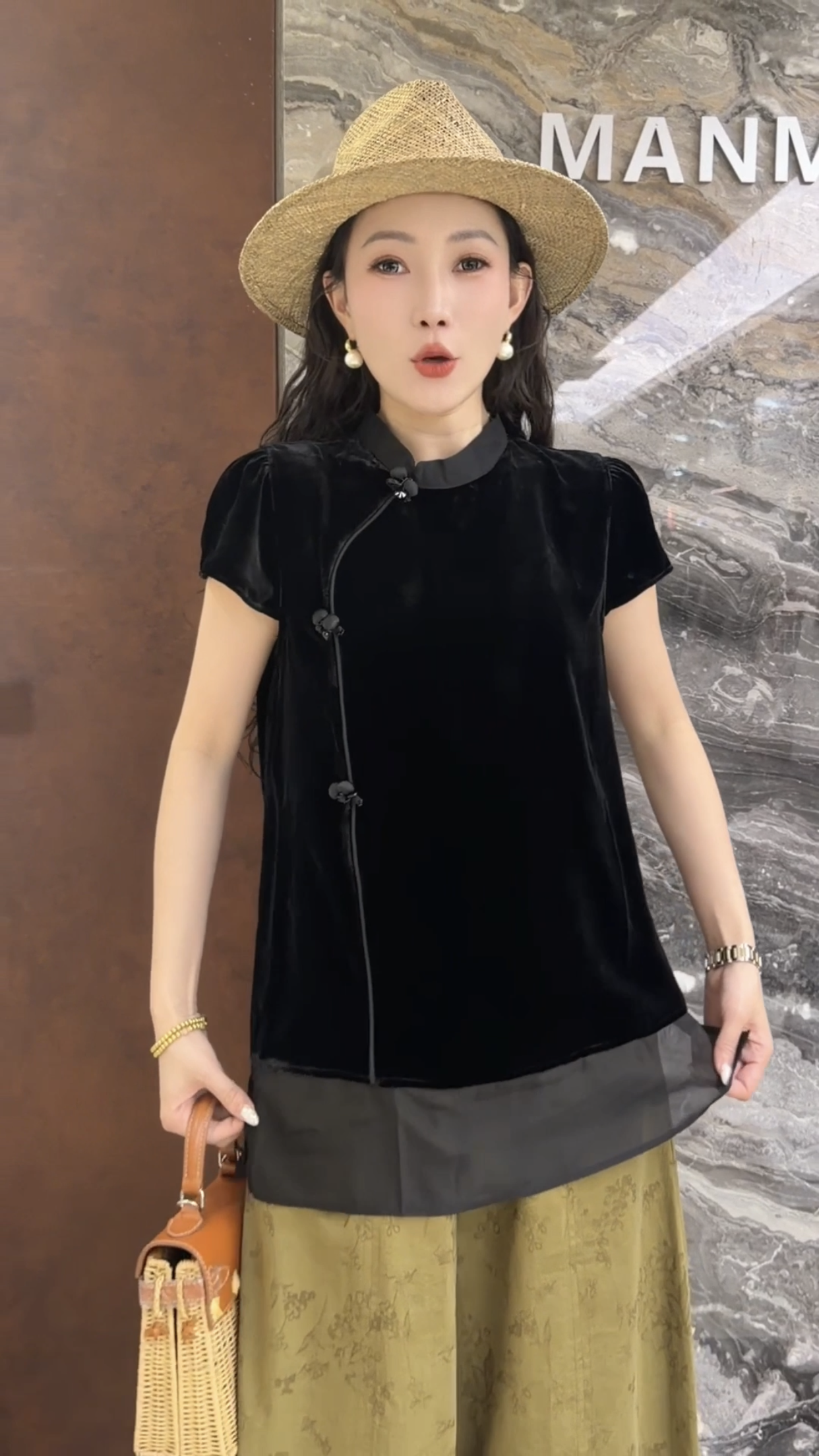 欧洲站2026夏季新款欧货斜襟领丝绒拼接下摆网纱国风百搭女士衬衫