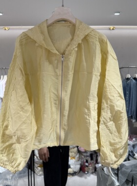 MC 欧洲站2026春季新款领蕾丝绣花百搭洋气拉链款女薄款外套Q062