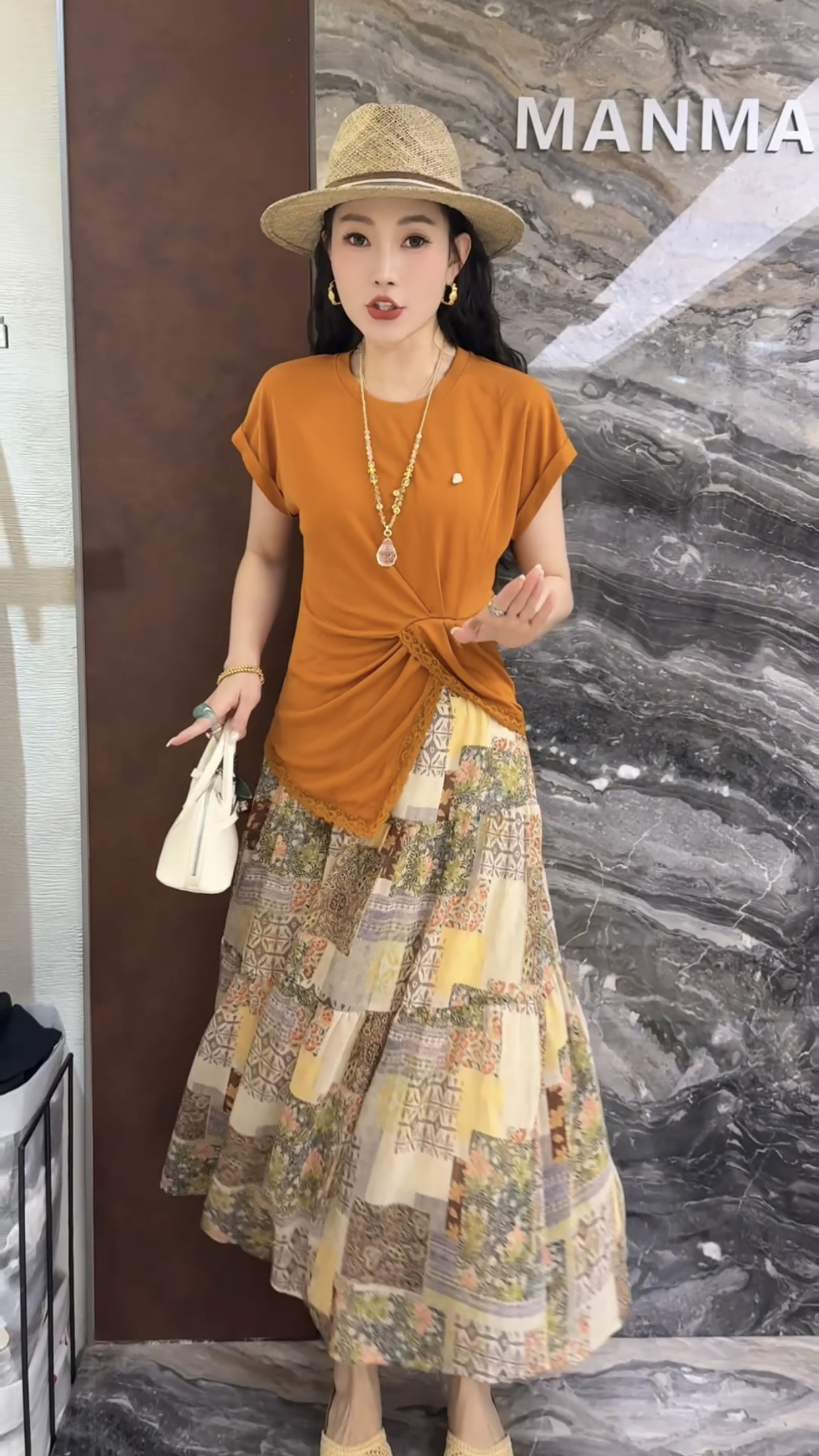 正版欧货2026夏季新款韩版下摆开叉褶皱短袖显瘦纯色女士T恤上衣