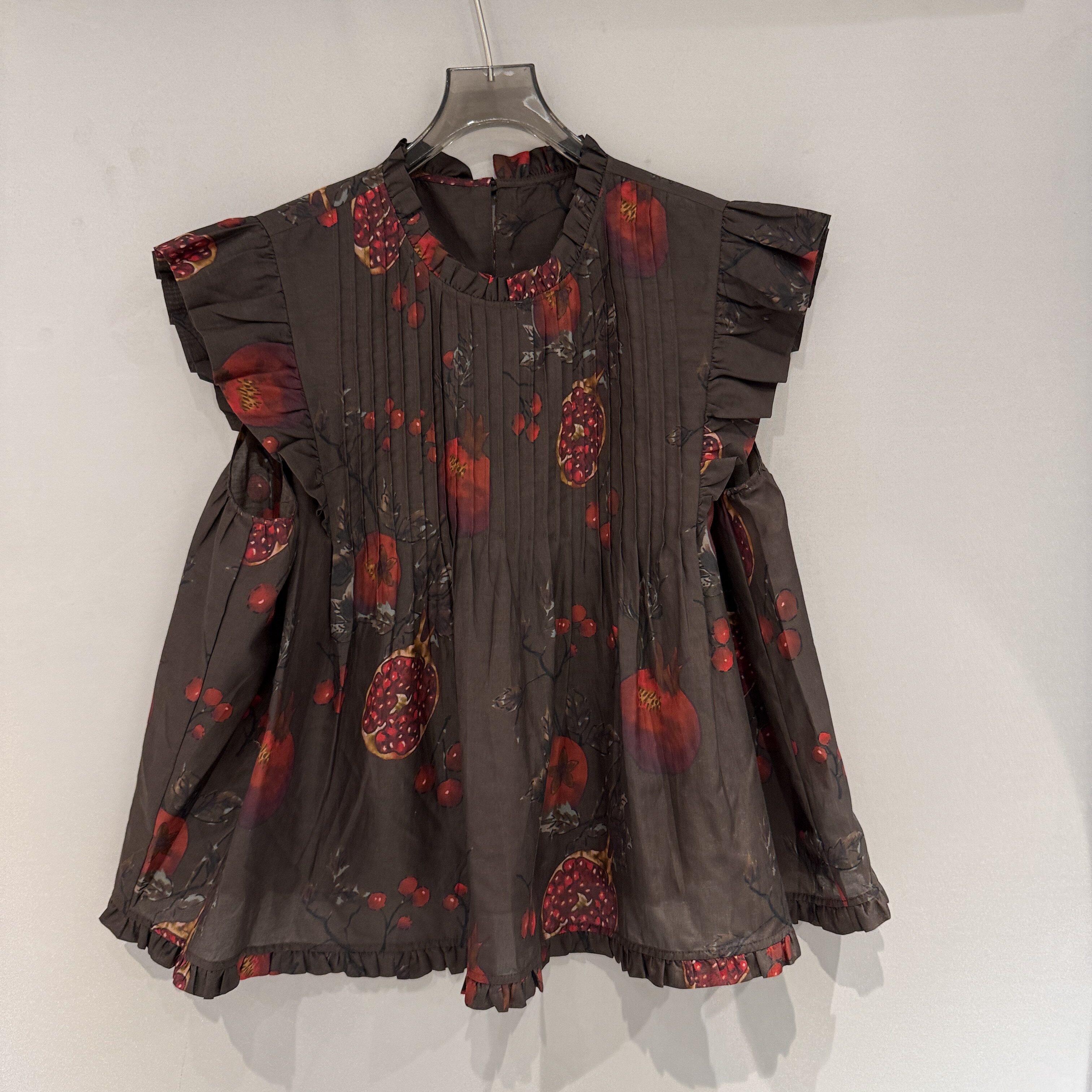 欧洲站2026春季新款洋气飞飞袖印花甜美减龄无袖娃娃款时尚衬衫女