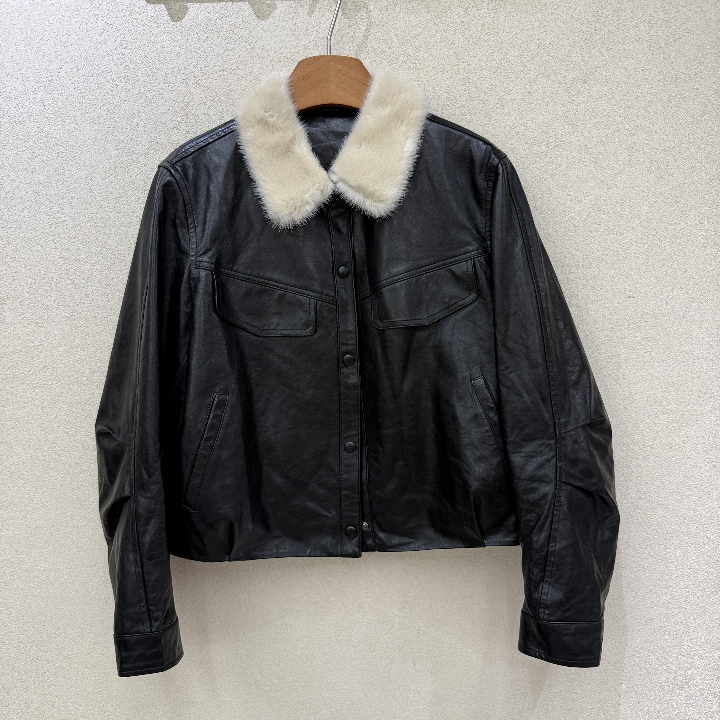 可可家2026冬季新款水貂毛翻领机车风皮鹅绒服羽绒服外套2688167