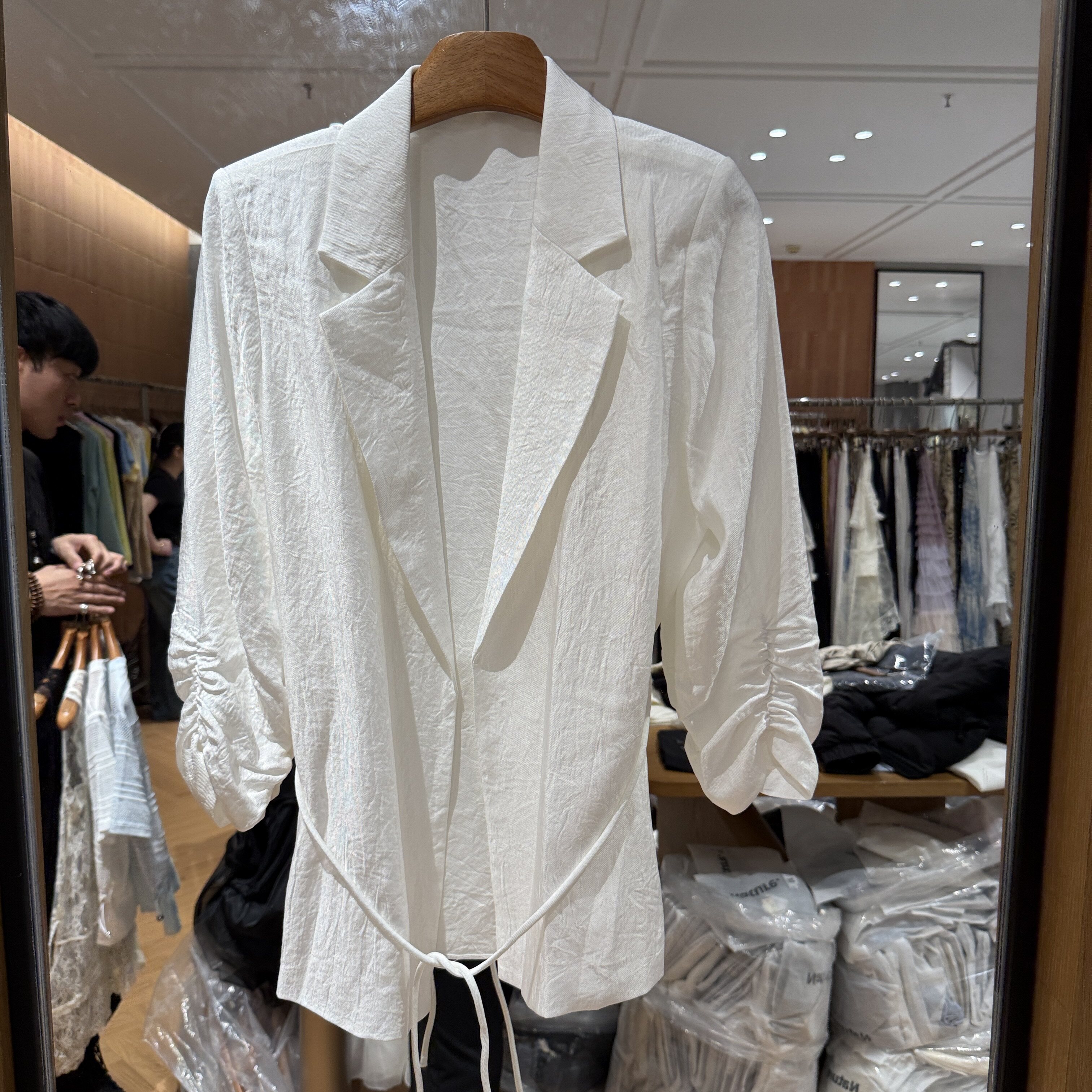 欧洲站2026春新款翻领褶皱七分袖百搭修身显瘦休闲西装外套26863