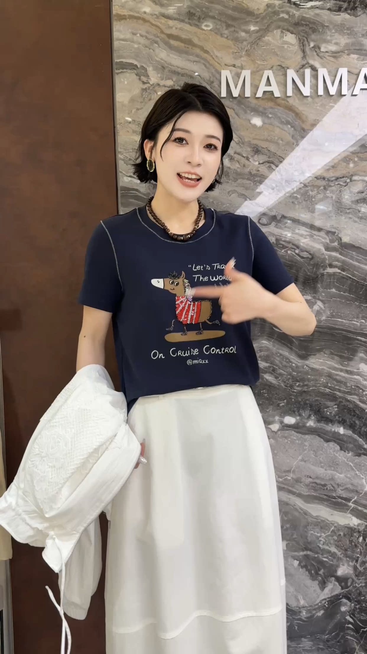 欧洲站2026春季新款圆领撞色卡通印花百搭小个子套头款女士短袖潮