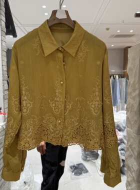 欧洲站2026春季新款翻领镂空勾花百搭文艺感好看女士衬衫YX11332