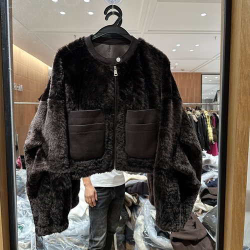 欧洲站2025冬季新款圆领拉链款拉贡皮毛一体洋气百搭保暖外套8086