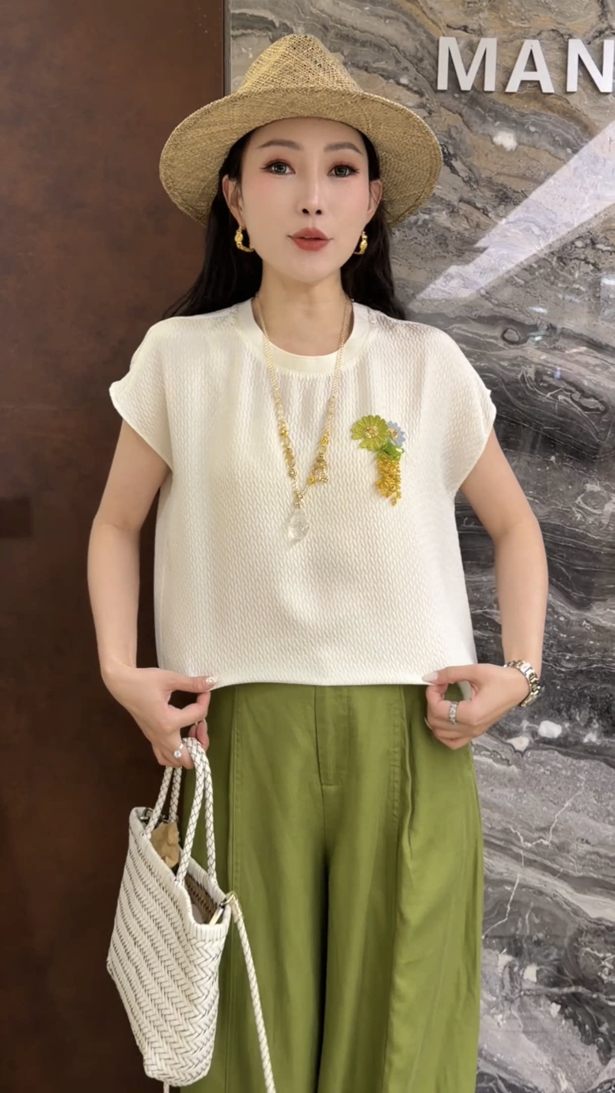 欧洲站2026夏季新款韩系宽松减龄百搭甜美就花朵短袖纯色女士上衣