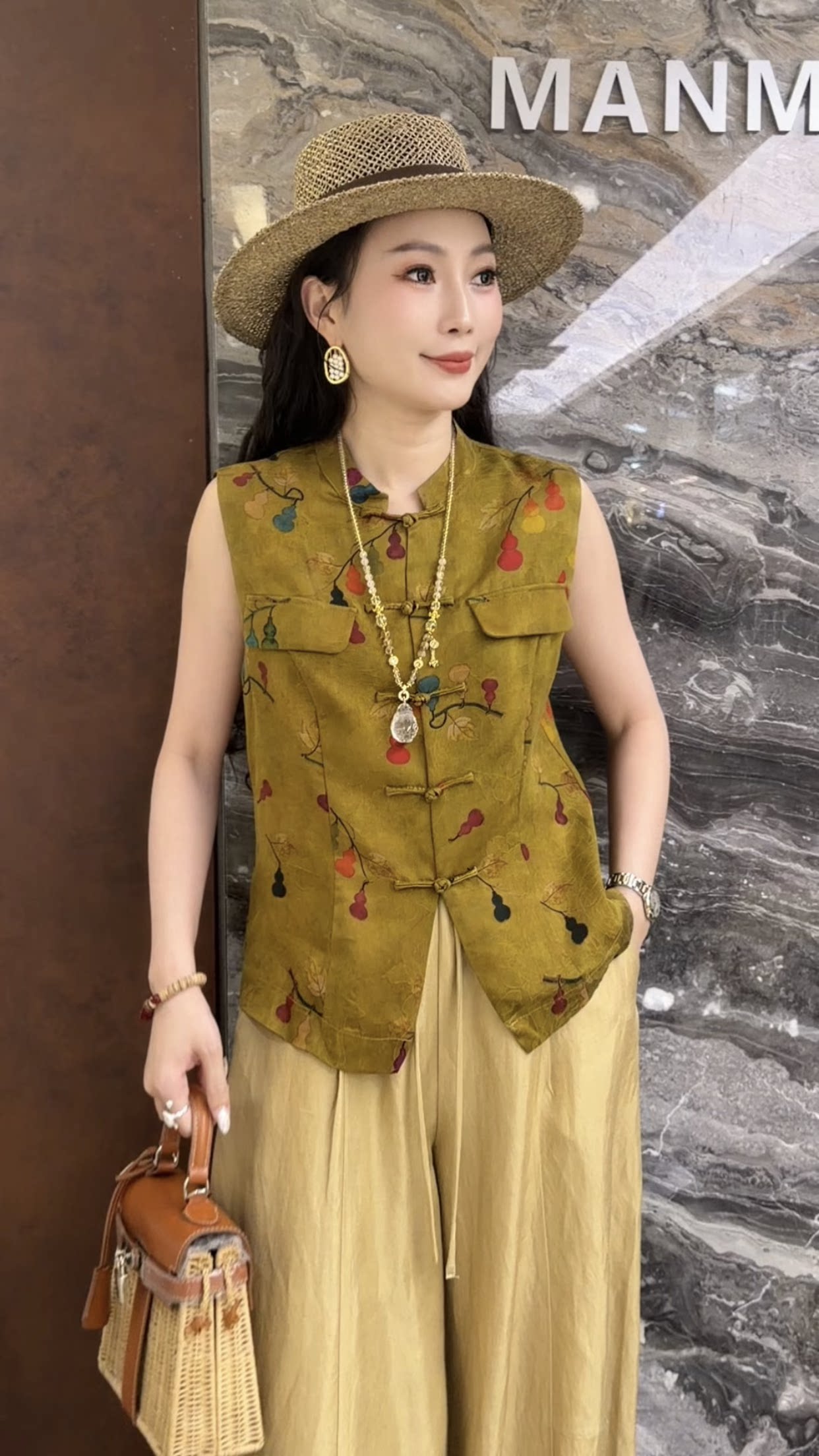 欧洲站2026夏季新款欧货轻奢立领盘扣提花无袖马甲女宽松显瘦上衣