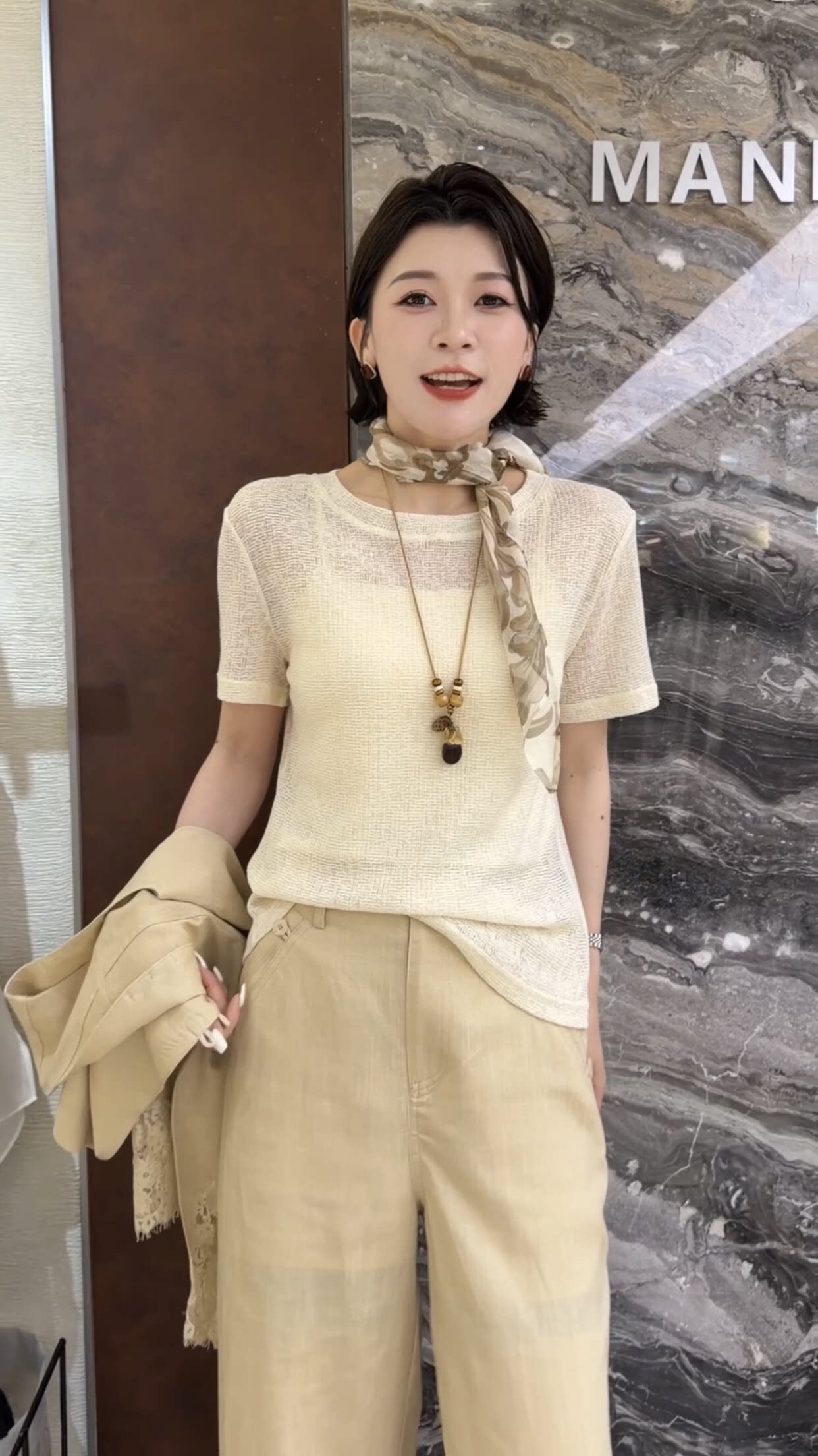 欧洲站2026夏季新款时尚简约百搭显瘦款女短袖飘带款T恤上衣潮