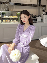 法式端庄大气独特绝美长裙高级感浅紫色丝绒打底连衣裙女2024秋季