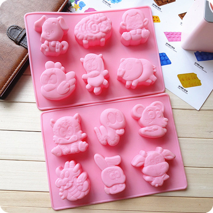 12生肖硅胶模具 自制巧克力冰格蛋糕模型手工皂滴胶石膏卡通造型