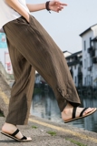 2025春夏新款长裤大码宽松桃花皱盘扣休闲裤卡其K116-P55，男装休闲裤，电商B277A（原A068）