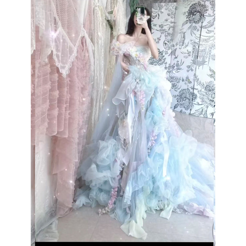 蓝色羽毛抹胸晚礼服女仙女风拖尾公主裙高级感花嫁礼服极繁主义