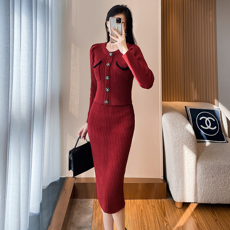 高级感小香风红色针织毛衣套装裙女2026春新年战袍超火穿搭两件套,女装/女士精品,时尚套装,淘宝优惠券,粉丝福利购,淘宝优惠卷