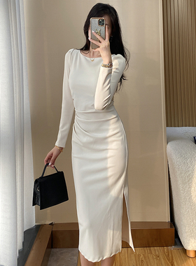 白色一字肩包臀连衣裙高级感法式优雅端庄气质显瘦收腰礼服长裙子
