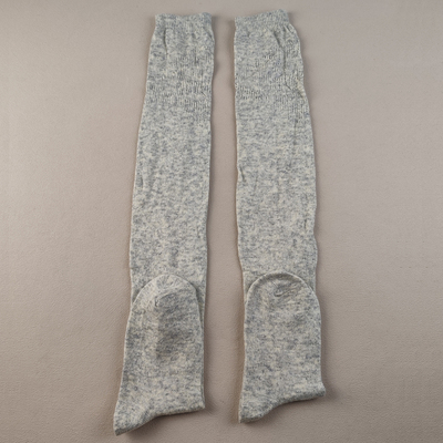 外贸库存纯色羊毛混纺保暖过膝袜女士冬季厚实显瘦小腿袜浅灰色女