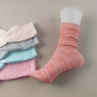 外贸单尾货女士松口不勒腿纯棉女中筒袜子日系纯色菠萝口花边女袜