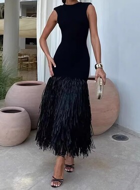 Solid color tassel round neck suspende纯色流苏圆领吊带连衣裙