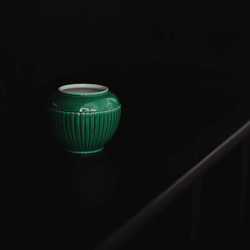 小白茶具//忘言造物苔绿釉雕刻菊瓣小建水景德镇仿古手工雕刻茶海