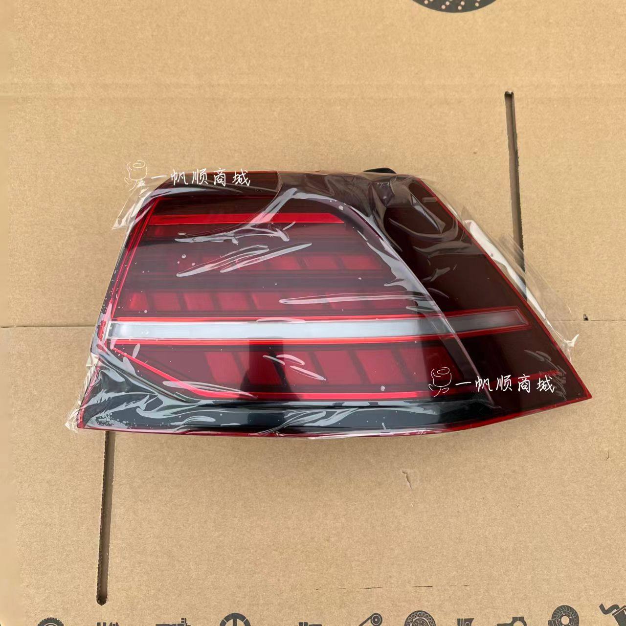适用大众高尔夫7.5代后尾灯总成