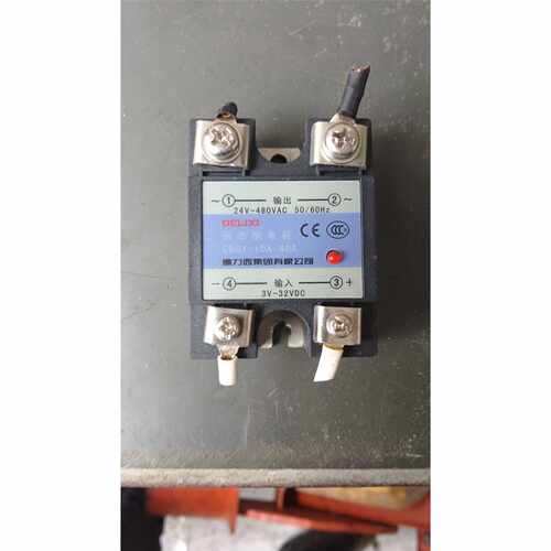 德力西固态继电器CDG1-1DA/40A，，输入电压3V一3