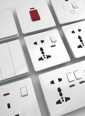 外贸港版联英式13A插座带Typec+USB快充英式方脚插座电制面板86型