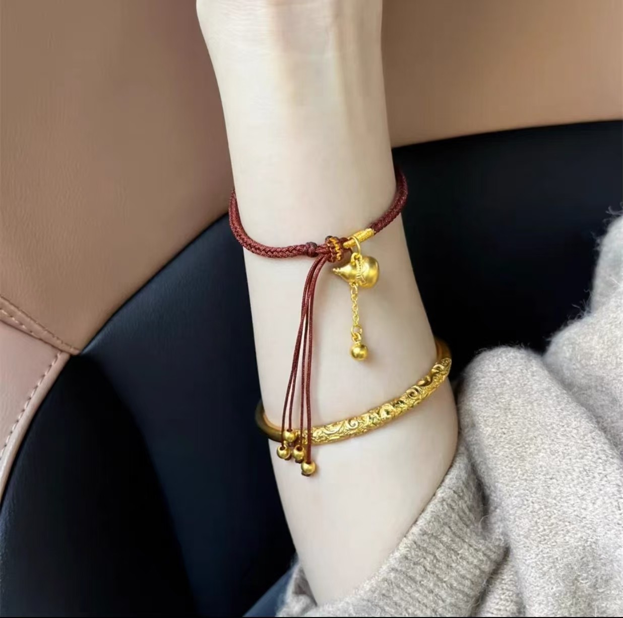 999足金葫芦红绳手链 马年本命年转运珠编织手绳 送女友招财礼物,黄金,定价黄金手链,淘宝优惠券,粉丝福利购,淘宝优惠卷