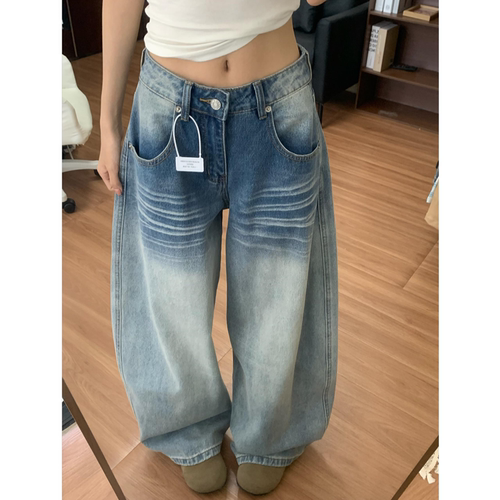 低腰弯刀阔腿牛仔裤女显瘦藏肉
