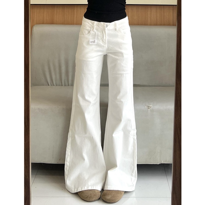 150小个子白色微喇牛仔裤女