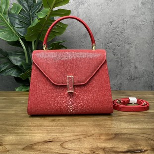 瓦莱珍珠鱼皮女包 玫瑰红 高级质感磨面皮 精品工艺线路平整