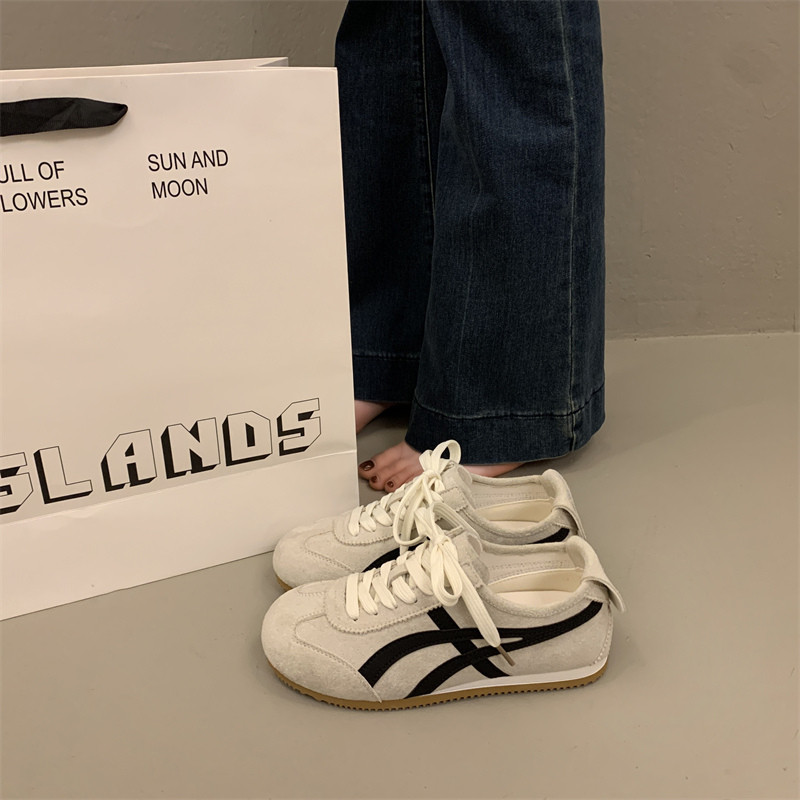 阿甘鞋女款2026新款春秋复古德训鞋超火百搭板鞋平底运动休闲鞋子