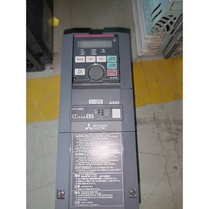 议价变频器 FR-A820-0.75K-1 0.75KW 2