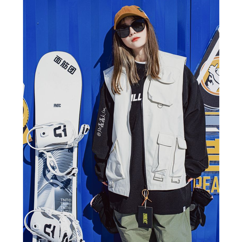 新款男女平花单板自由式双板滑雪服防水保暖马甲坎肩战术防风保暖