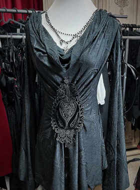 Devil Fashion恶魔时尚女装立体花肩位镂空哥特T恤 TT290