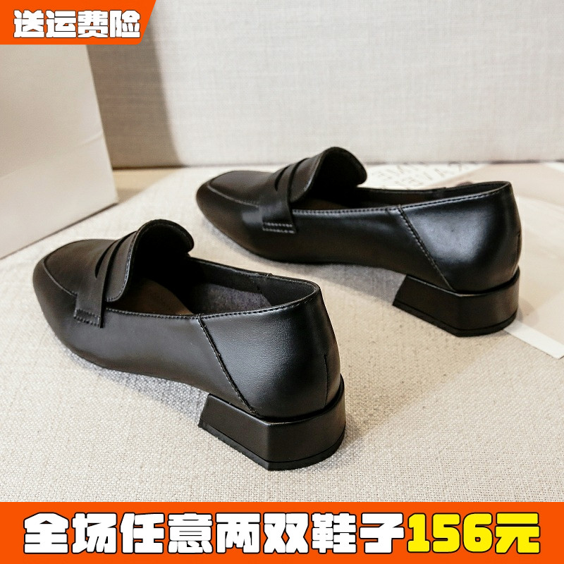 乐福鞋英伦中跟小皮鞋
