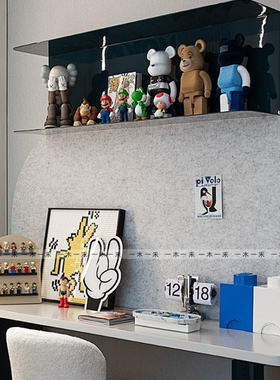 样板间男孩房潮玩饰品摆件