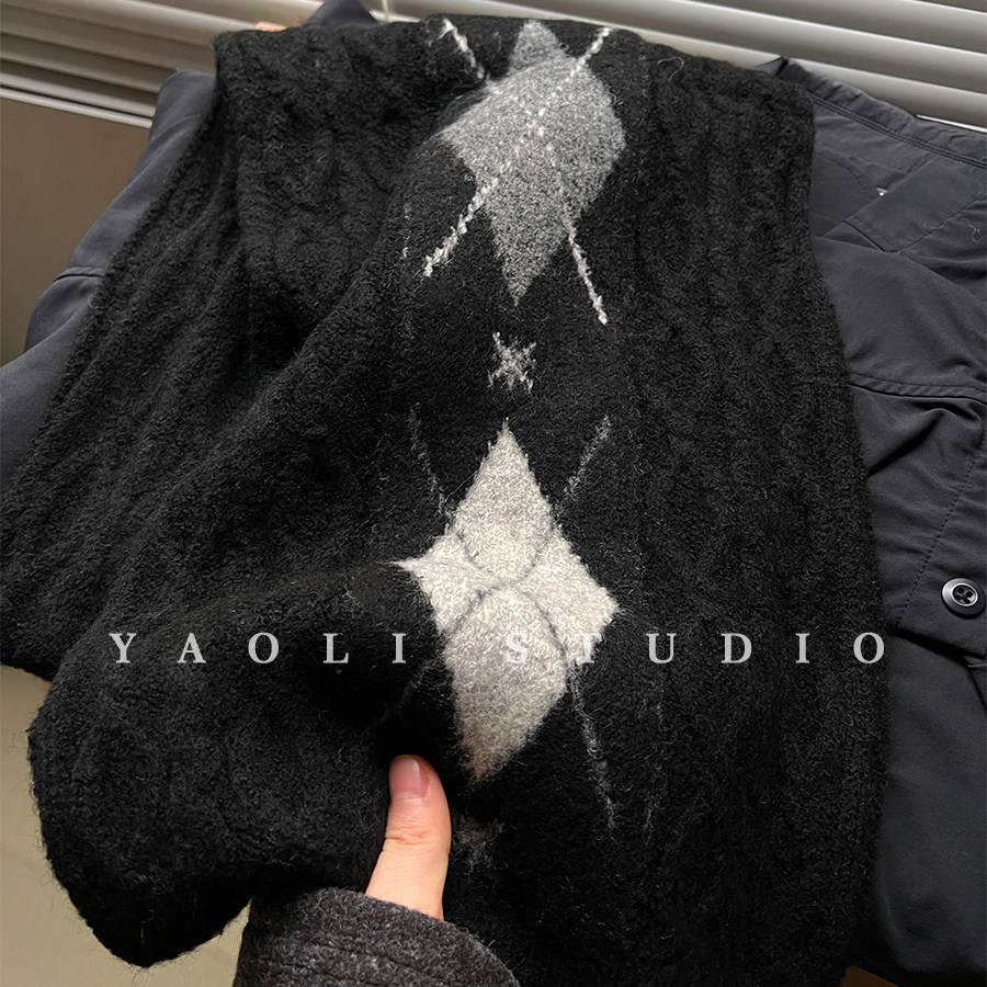 YAOLI橡果黑～韩系菱形撞色双面针织围巾女秋冬保暖护颈围脖男潮
