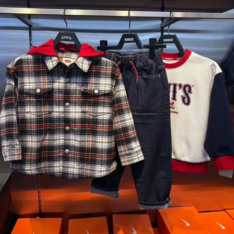 李维斯新年款格纹拼接连帽衬衫