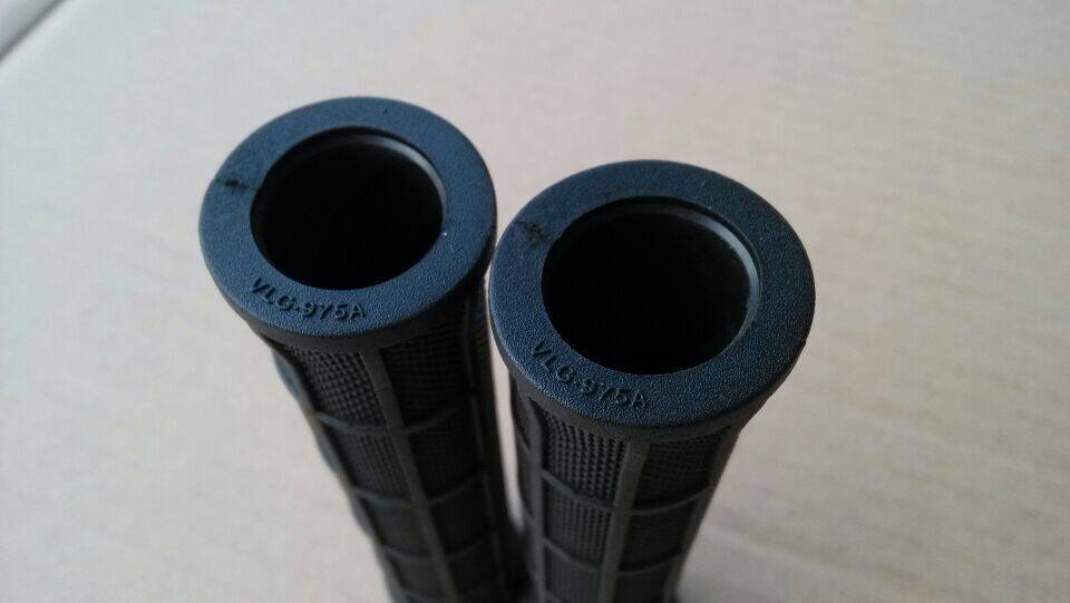 Poignées de vélo GIANT - Ref 2335701 Image 3