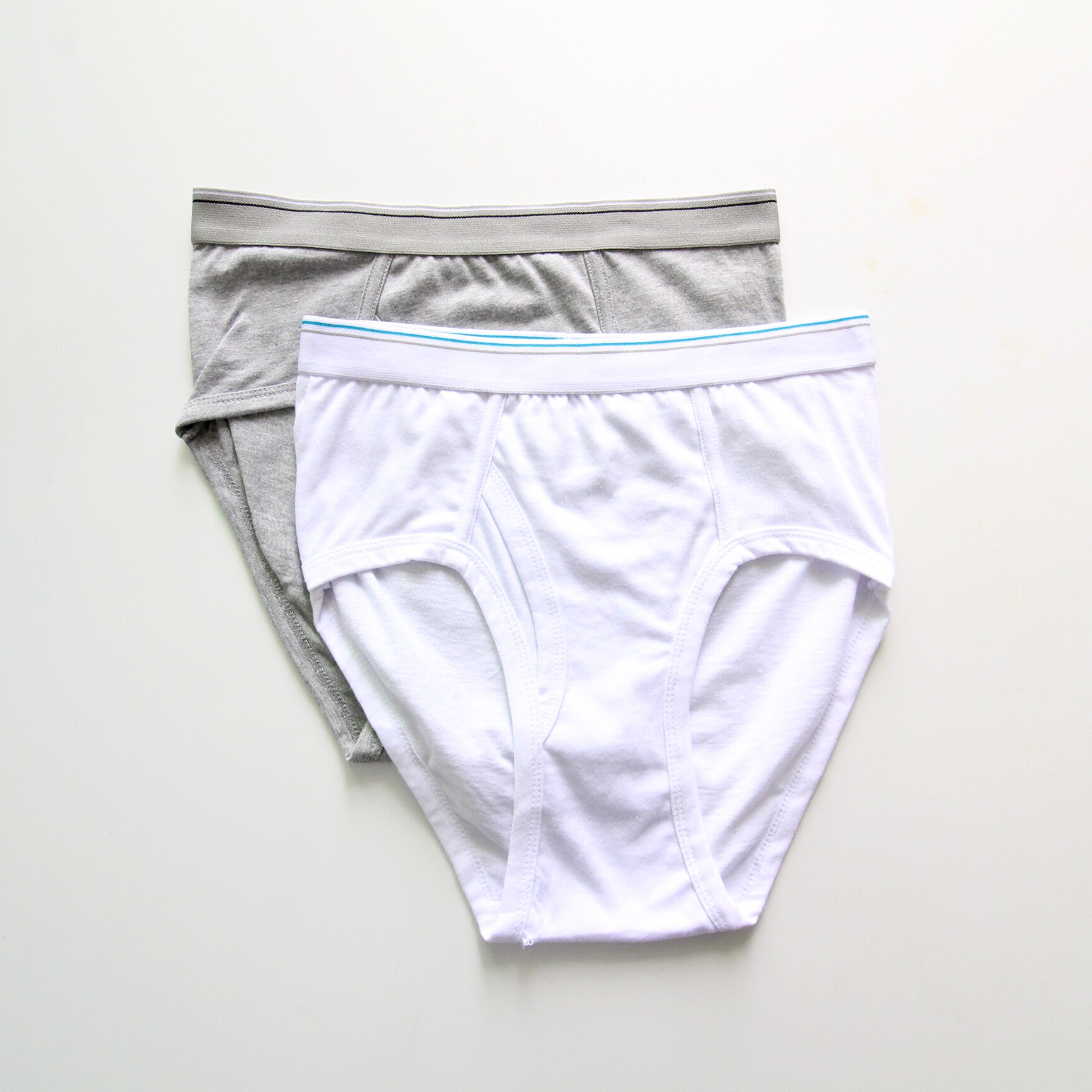 外贸男士棉质三角裤舒适透气纯色