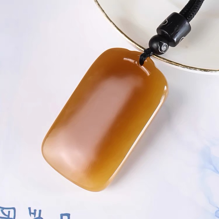 新坑天然和田玉糖玉无事牌吊坠无字平安牌项链挂件男女款玉坠