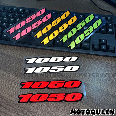 适用KTM DUKE凯旋V-STROM铃木DL1050 XT摩托车身排量标贴纸贴花