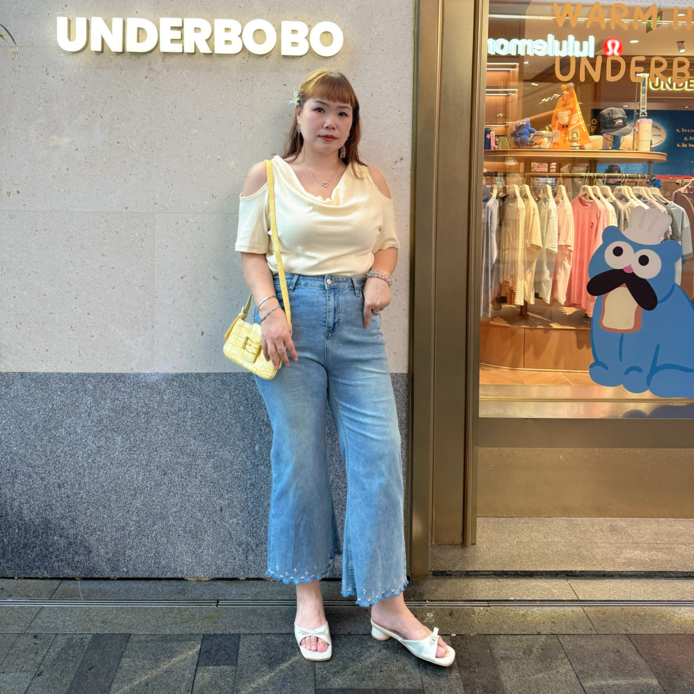牛仔裤梨形高腰显瘦弹力牛仔裤女